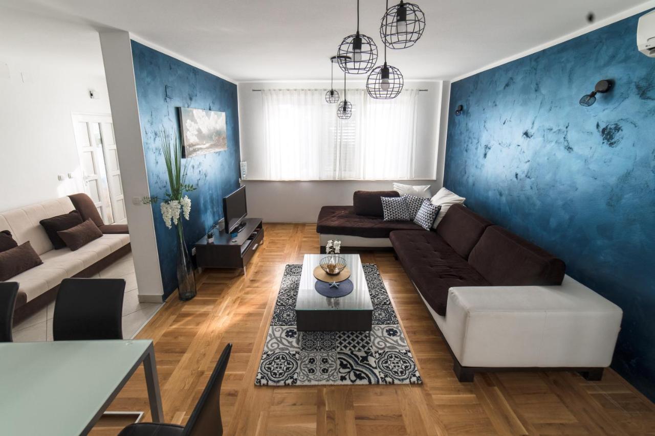 אומיס Villa Lidija מראה חיצוני תמונה