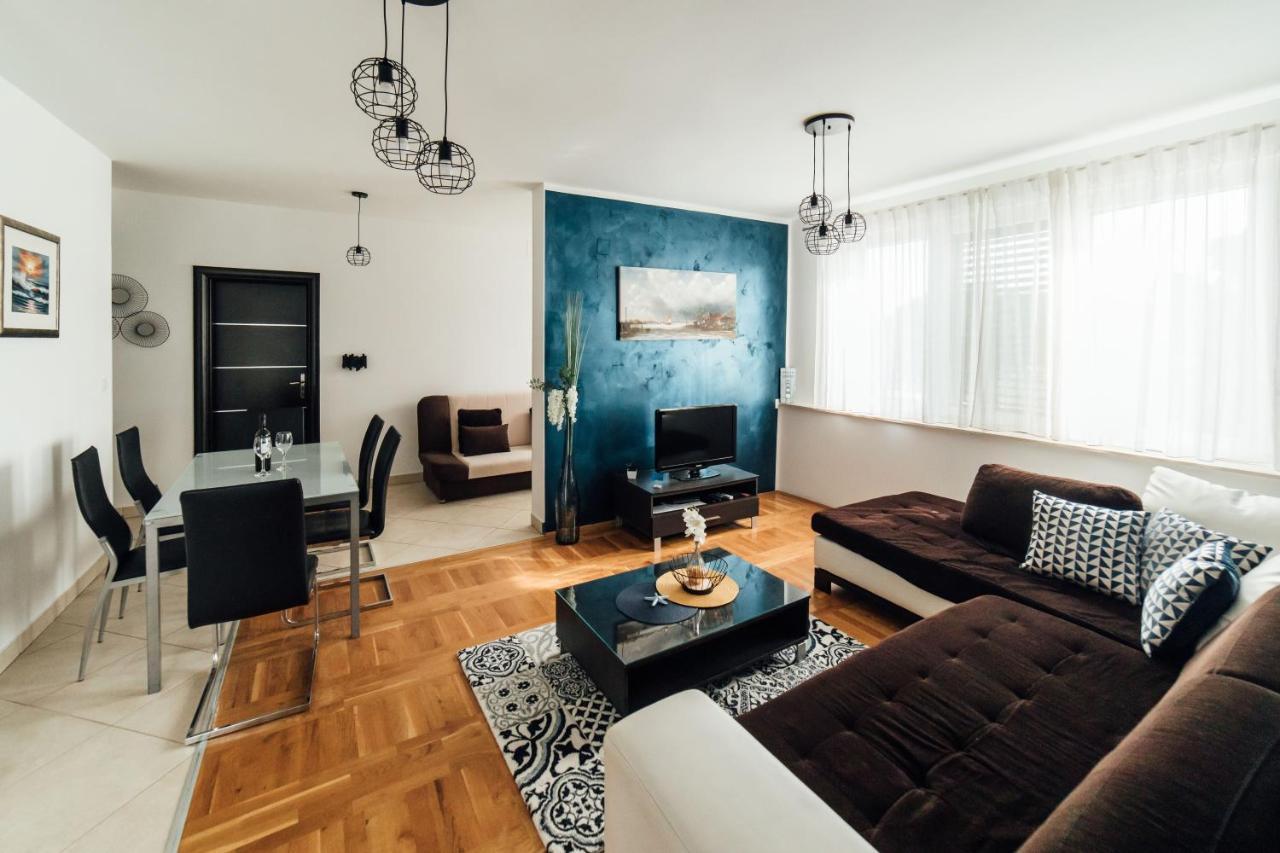 אומיס Villa Lidija מראה חיצוני תמונה